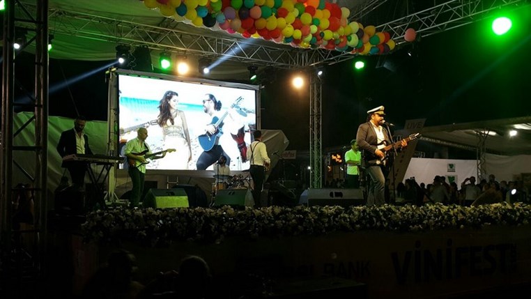 Samer Maroon at Vinifest 2015